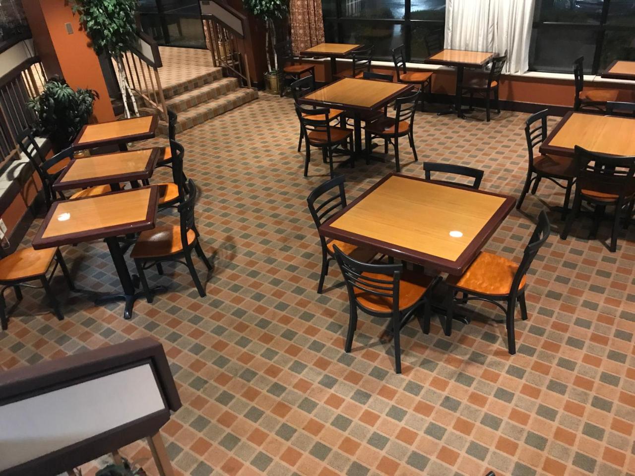 Baymont By Wyndham Cincinnati Sharonville Bagian luar foto